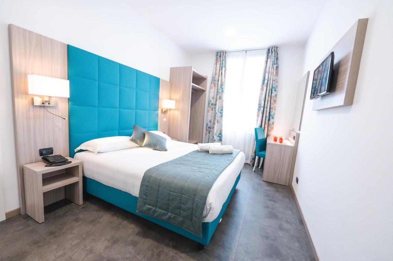 Hotel Coccodrillo & 3*