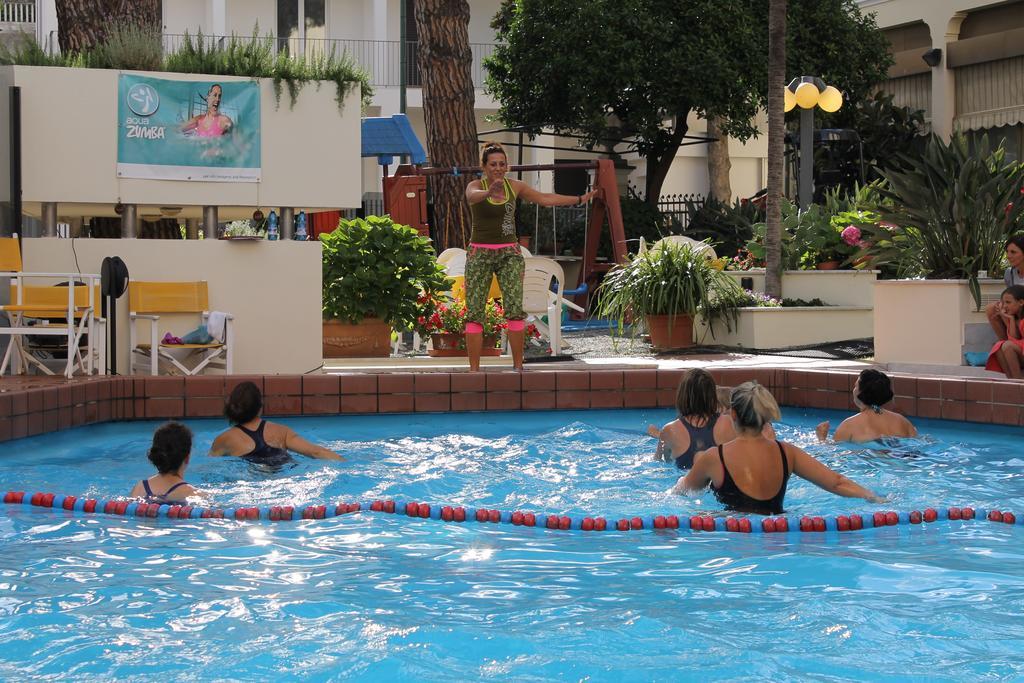 Hotel Coccodrillo & 3*