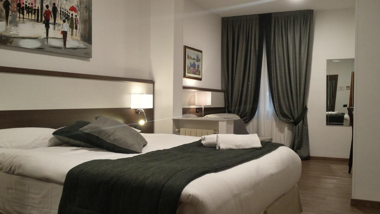 Coccodrillo & Hotel