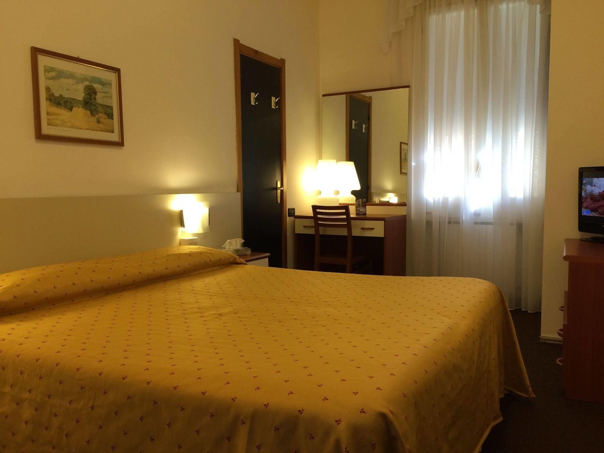 Coccodrillo & Hotel Varazze