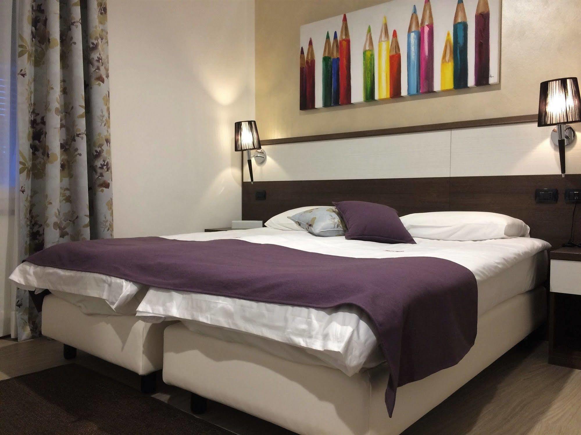 Hotel Coccodrillo & 3*